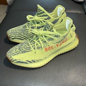 adidas Yeezy Boost 350 V2